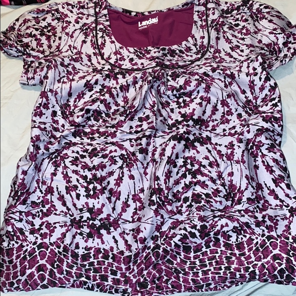 Scrub top